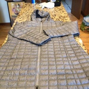Coat length North Face light blue/grey puffer coat 2x